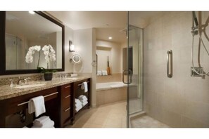Shower - The Westin Mission Hills Villas 1 Bedroom Premium Villa #2 (Rancho Mirage)