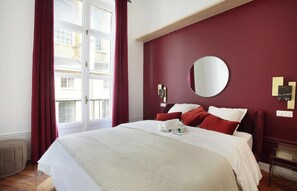 3 slaapkamers, een bureau, een strijkplank/strijkijzer, gratis wifi
