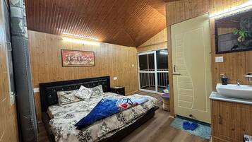 3 chambres, Wi-Fi gratuit, draps fournis