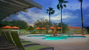 A heated pool - Super Bowl Week! (Phoenix)