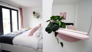 4 bedrooms, iron/ironing board, WiFi (free) - Robyn's Nest by Tŷ SA -in Cardiff Centre (Cardiff)