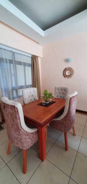 Apartment, Multiple Beds | Dining