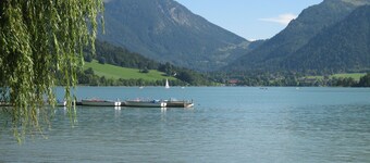 Komfortable, Komplett Eingerichtete Fewo mit Bergblick für 4 Personen