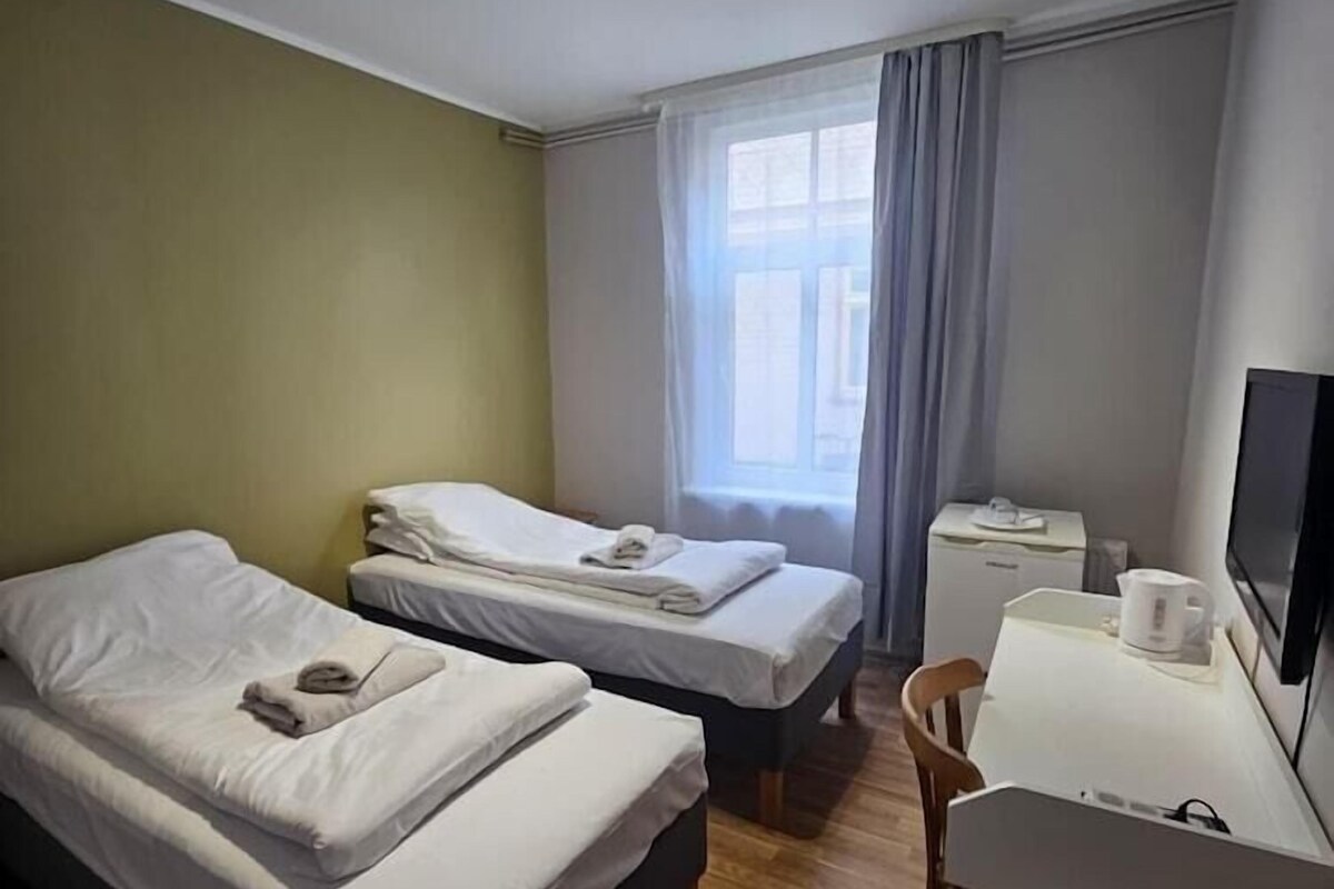 Free WiFi, bed sheets