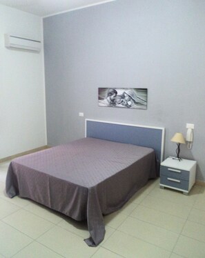 3 camere, Wi-Fi, lenzuola