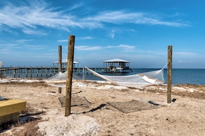 Na praia, toalhas de praia 