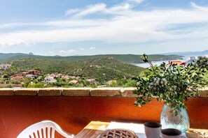 Outdoor dining - Loi's 2 by All4sardinia (arbus)