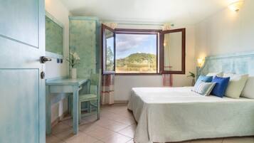 1 slaapkamer, een strijkplank/strijkijzer, reisbedje, wifi