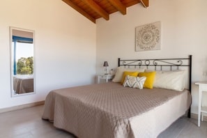 1 多间卧室、WiFi