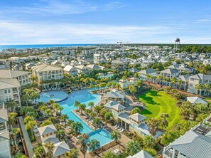 Pool - Newly Built Getaway w/gourmet kitchen | Tram to Beach | Steps to Lagoon Pool (Panama City Beach)