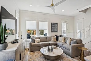 TV, offices - Newly Built Getaway w/gourmet kitchen | Tram to Beach | Steps to Lagoon Pool (Panama City Beach)