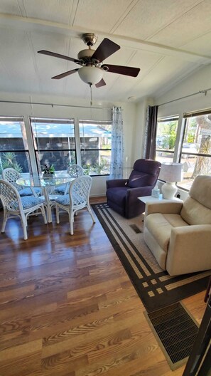 Smart TV, fireplace, ping pong, printers