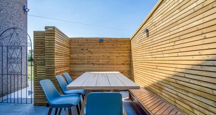 Maytree Cottage - 4 Bedroom Holiday Home - Tenby