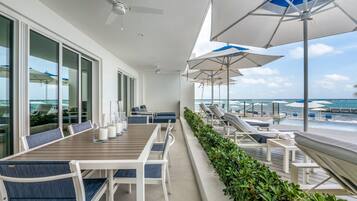 3 Bedroom Pool Suite | Terrace/patio