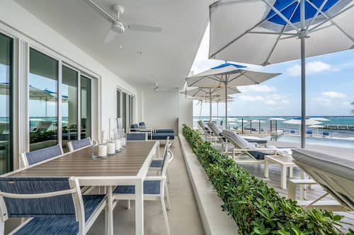3 Bedroom Pool Suite | Terrace/patio