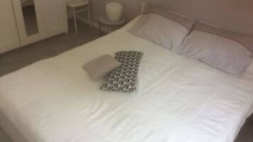 4 bedrooms, iron/ironing board, travel crib, WiFi