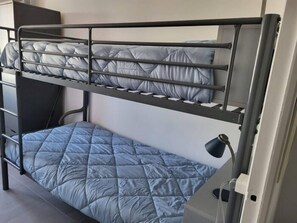 3 bedrooms, internet