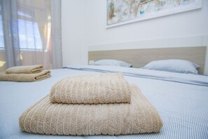 2 sovrum, strykjÀrn/strykbrÀda, gratis wi-fi och sÀngklÀder