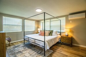 4 Schlafzimmer, Bügeleisen/Bügelbrett, Reisekinderbett, kostenloses WLAN