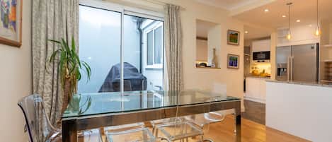 Basic House, Multiple Beds | Private kitchen | Fridge, oven, stovetop, coffee/tea maker