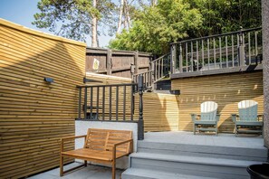 Exterior - Maytree Cottage - 4 Bedroom Holiday Home - Tenby (Tenby)