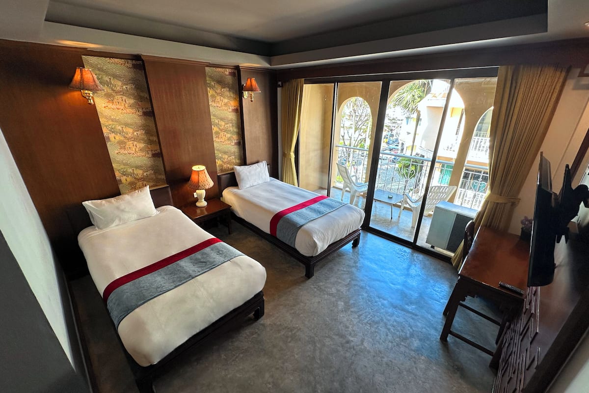 Standard Room | 1 bedroom, premium bedding, Select Comfort beds, in-room safe