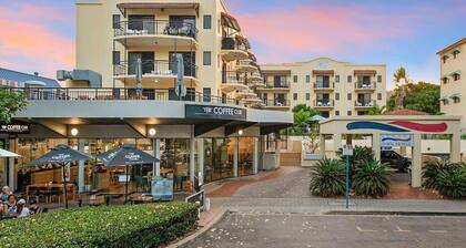 On The Water Strand u28