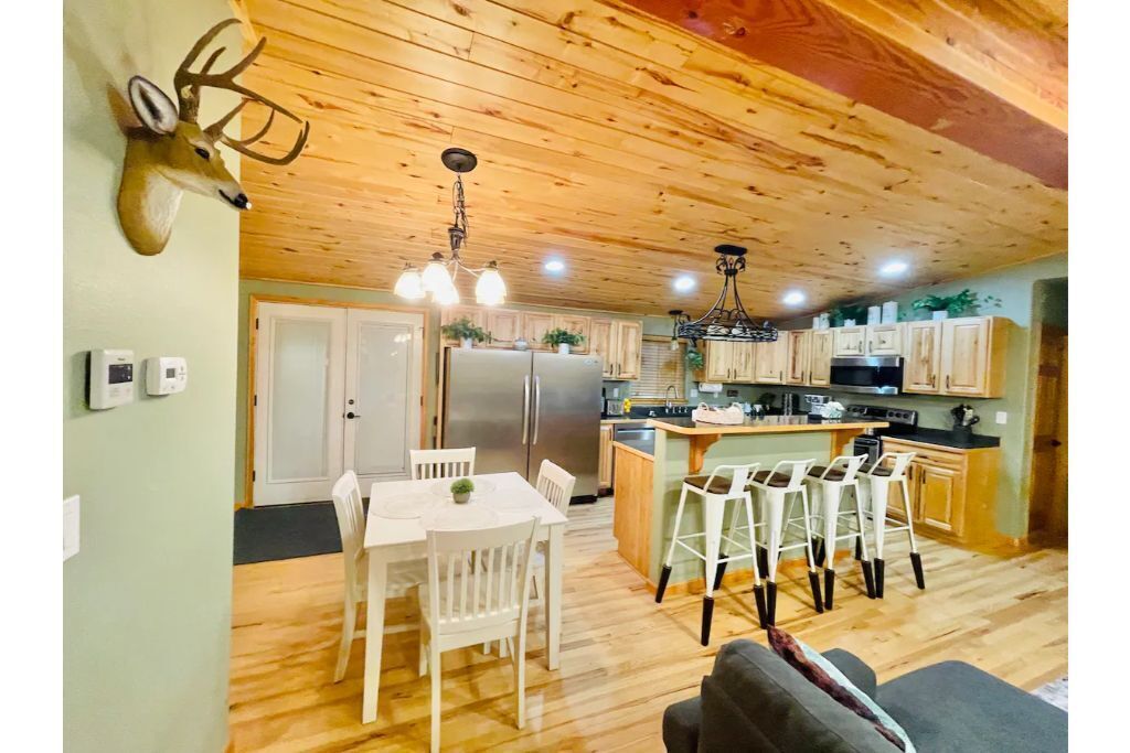 Cozy 5BR Mountain View Outdoor Hot Tubs & BBQ