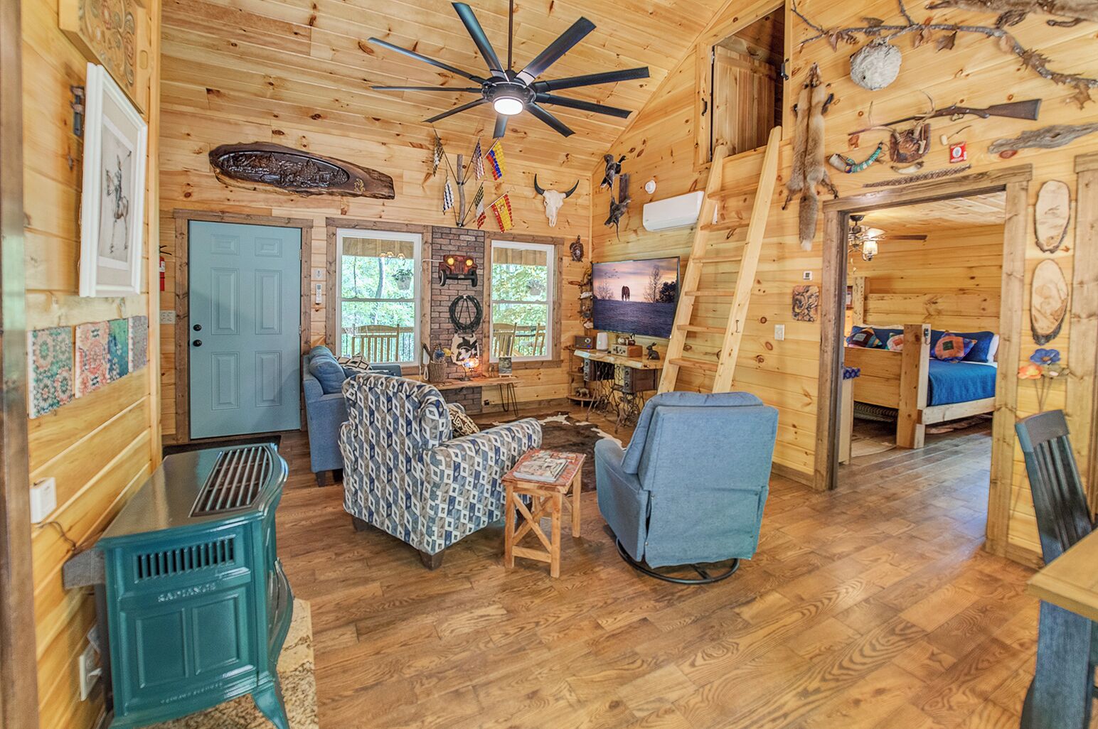 3 多间卧室、办公桌、免费 WiFi、床单