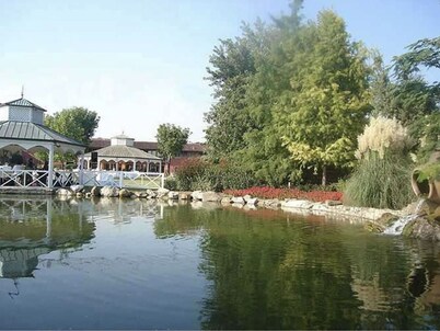 Bes Hotel La Muratella