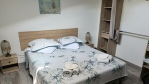 1 Schlafzimmer, Schreibtisch, kostenloses WLAN, Bettwäsche