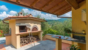 Terrace/patio - Al Solatio Villa on the Hill with Pool (Toscana)