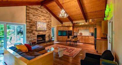 Red Dahlia Guesthouse