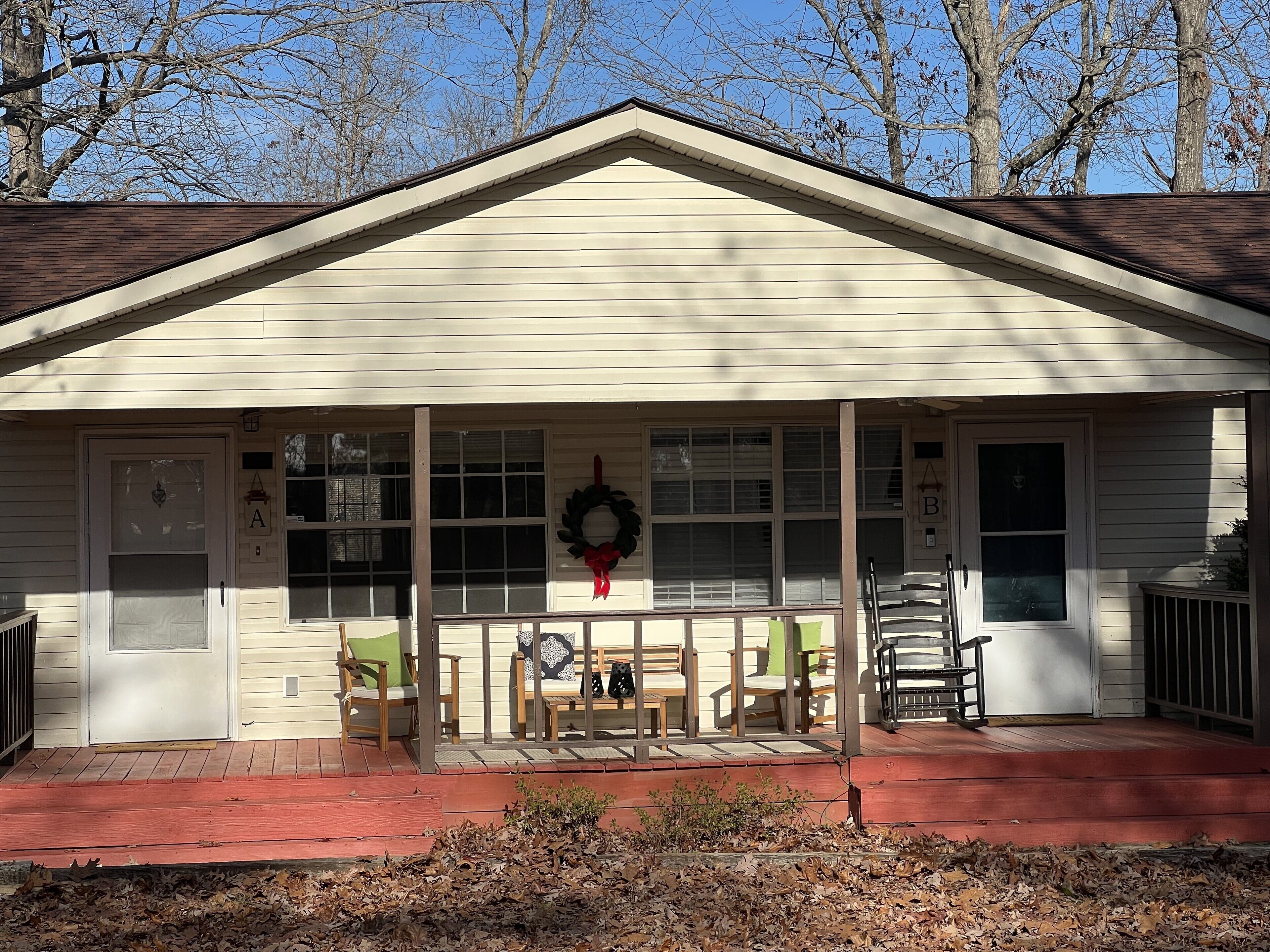 Newly Renovated Hiking Retreat!