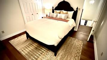 Classic-herbergi | Rúmföt af bestu gerð, rúm með „pillowtop“-dýnum