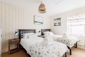 Cottage | 3 bedrooms - Lobster Cottage (Poole)