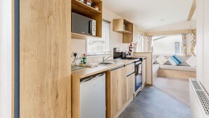 Private kitchen - Club Tropicana (Poole)