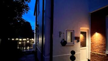 Cottage | Property grounds