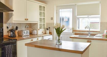 3 bedroom accommodation in Easington, near Staithes