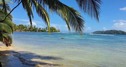 Pretty House Bastimentos Bocas del Toro 2 Rooms