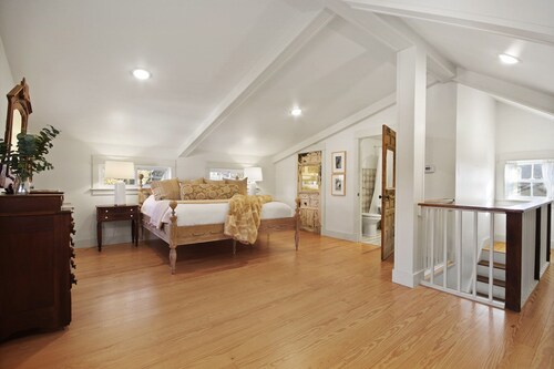 The Latch House Barn