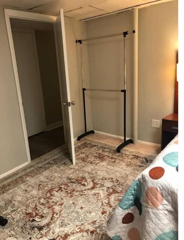 5 chambres, lit parapluie, Wi-Fi gratuit, draps fournis
