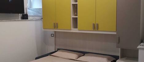 1 camera, ferro/asse da stiro, Wi-Fi gratuito, lenzuola