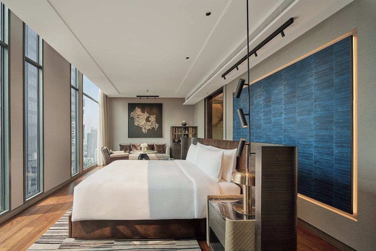 Presidential-Suite, 1 King-Bett