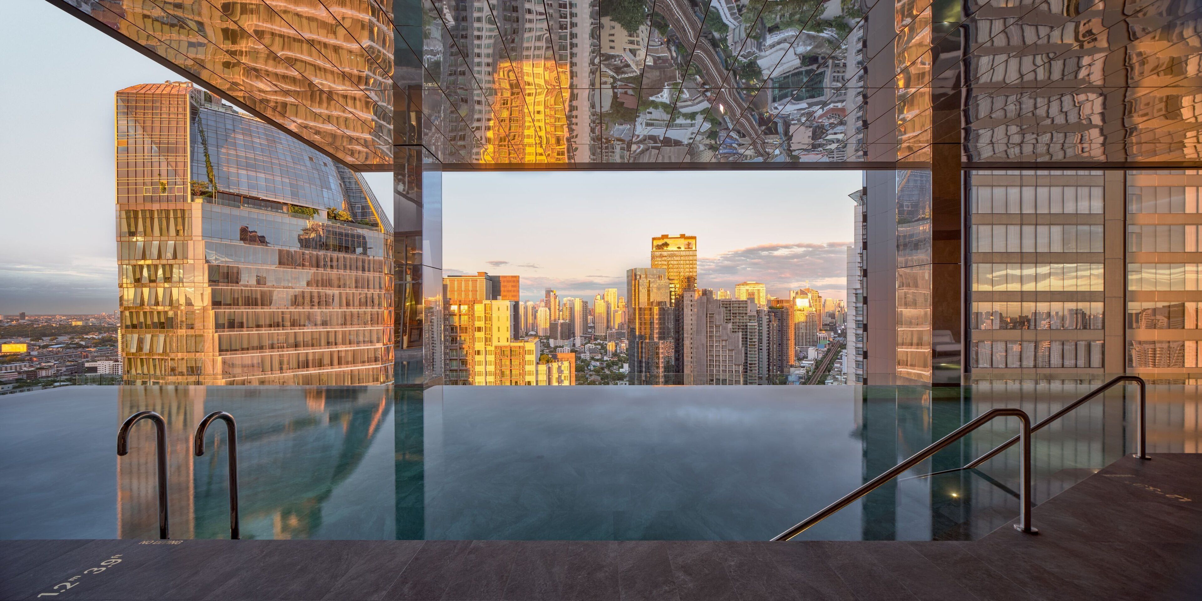Indoor pool, pool loungers