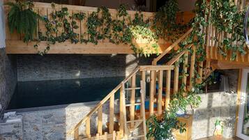 Piscine couverte, piscine chauffée