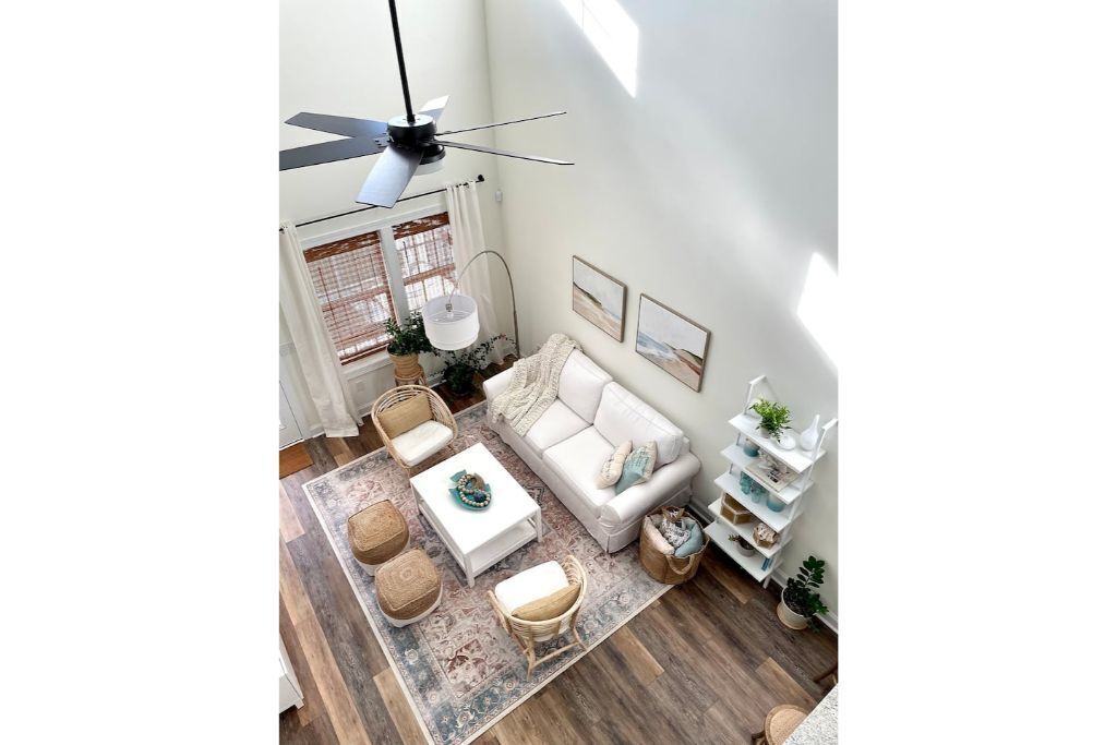 Modern Coastal Townhome @Fenwick