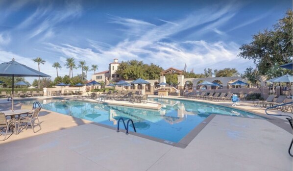 Outdoor pool, a heated pool