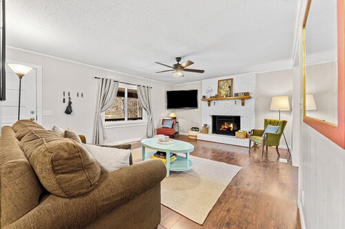 The Bark Bungalow of North East Georgia