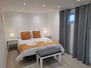 Grand Double Room, 1 Bedroom | Interior - Apartments with Pool in Funchal  (Funchal)